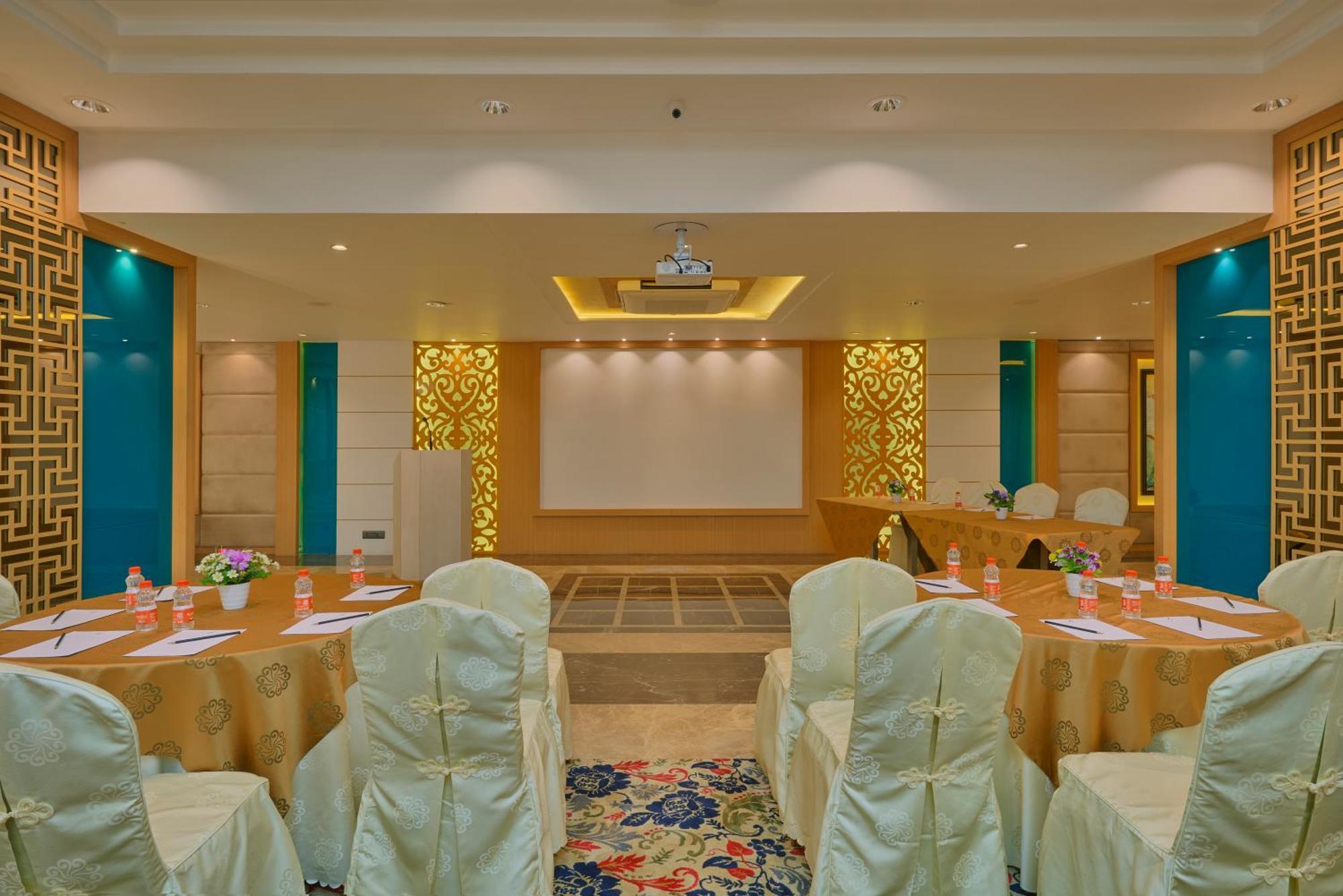 Skk Blu Hotel & Spa Udaipur Eksteriør bilde