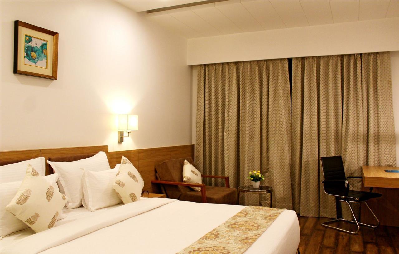 Skk Blu Hotel & Spa Udaipur Eksteriør bilde